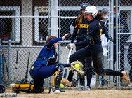 Farthing launches 2 homers as Northwestern softball levels Notre Dame