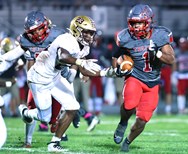 Parkland football rules final 3 quarters in win vs. Whitehall (PHOTOS)