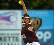 Whitehall softball uses trio of 3-run innings to beat Parkland, move into D-11 final