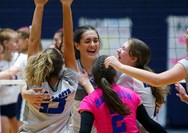 Nazareth girls volleyball hopes to show growth on district playoff stage