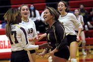 Bethlehem Catholic girls volleyball polishes off perfect season with state title