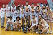Easton girls basketball starts fast again, slams Phillipsburg in Rotary tourney final
