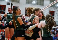 Central Catholic girls volleyball stuns unbeaten Pleasant Valley with 5th-set rally in EPC semis