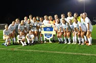 Central Catholic girls soccer shuts out Palisades for first district title since 2009