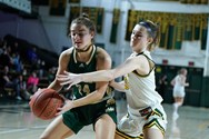 Allentown Central Catholic girls basketball shuts down Emmaus for 10th straight win