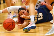 Executive girls basketball takes down defending champ Notre Dame in D-11 debut