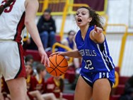 Warren Hills girls basketball storms back from 15 points down to beat Voorhees