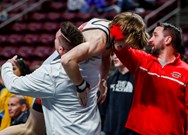 Saucon Valley cements state wrestling win with timely throws