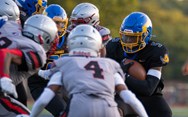 Allen football snaps 11-game losing streak with season-opening rout