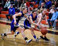 Warren Hills girls basketball’s H/W/S defense ends in semis