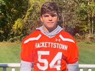 Hackettstown ‘hit’ man: Yanoff adds toughness to Tiger football
