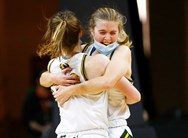 Vaughan sinks 3 to deliver Central Catholic girls basketball’s 1st district title in 9 years