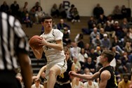 Central Catholic boys basketball rolls over Northwestern, into district semifinals