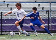 Southern Lehigh boys soccer scores with 3 minutes left in 2OT to reach league semis